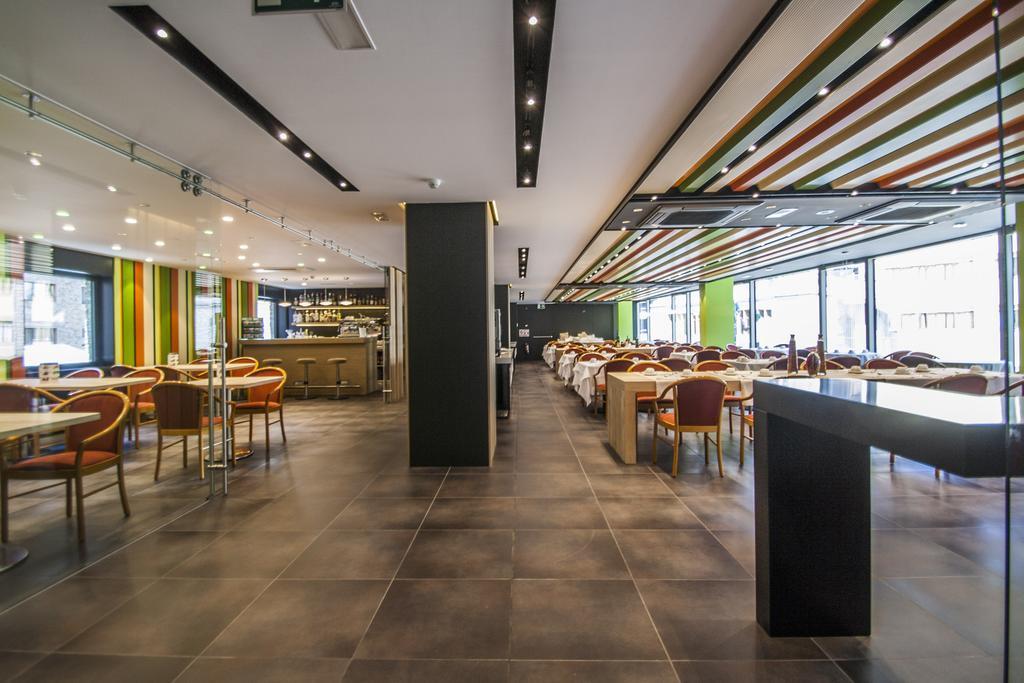 Hotel Metropolis Andorra la Vella Bagian luar foto